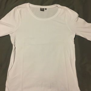 ASOS White Long Sleeve T-Shirt. Scoop Neck.